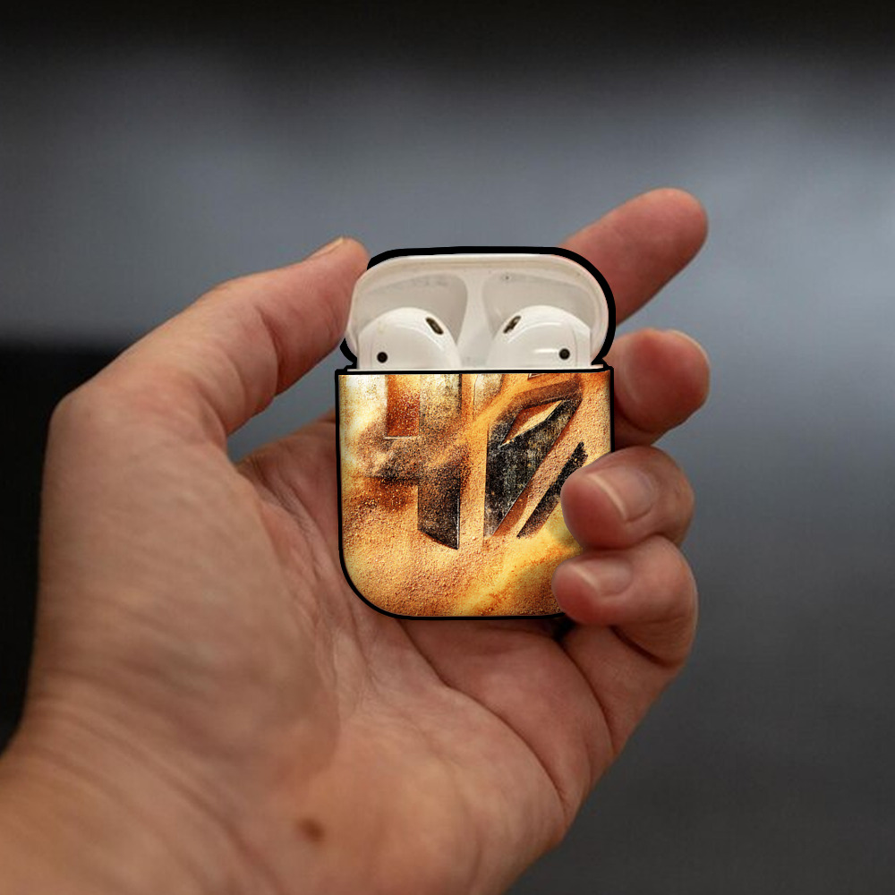 Transformers トランスフォーマー AirPods 第2世代保護ケース ハードシェル ブラック 耐衝撃・防指紋・カラビナ付き