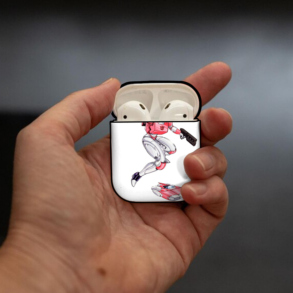  AirPods 第2世代保護ケース ハードシェル ブラック 耐衝撃・防指紋・カラビナ付き