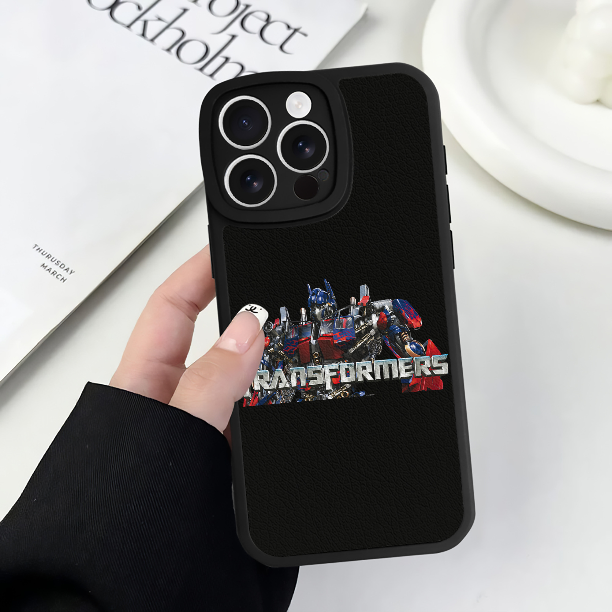 Transformers トランスフォーマー 【iPhone 16シリーズ対応】シリコンスマホケース（レザー調） 材質：シリコン